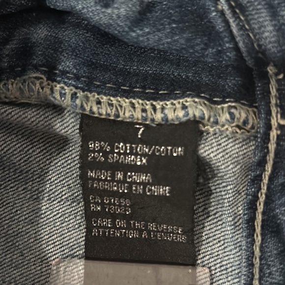 Women’s blue low rise bermuda denim short size 7 - Picture 5 of 9